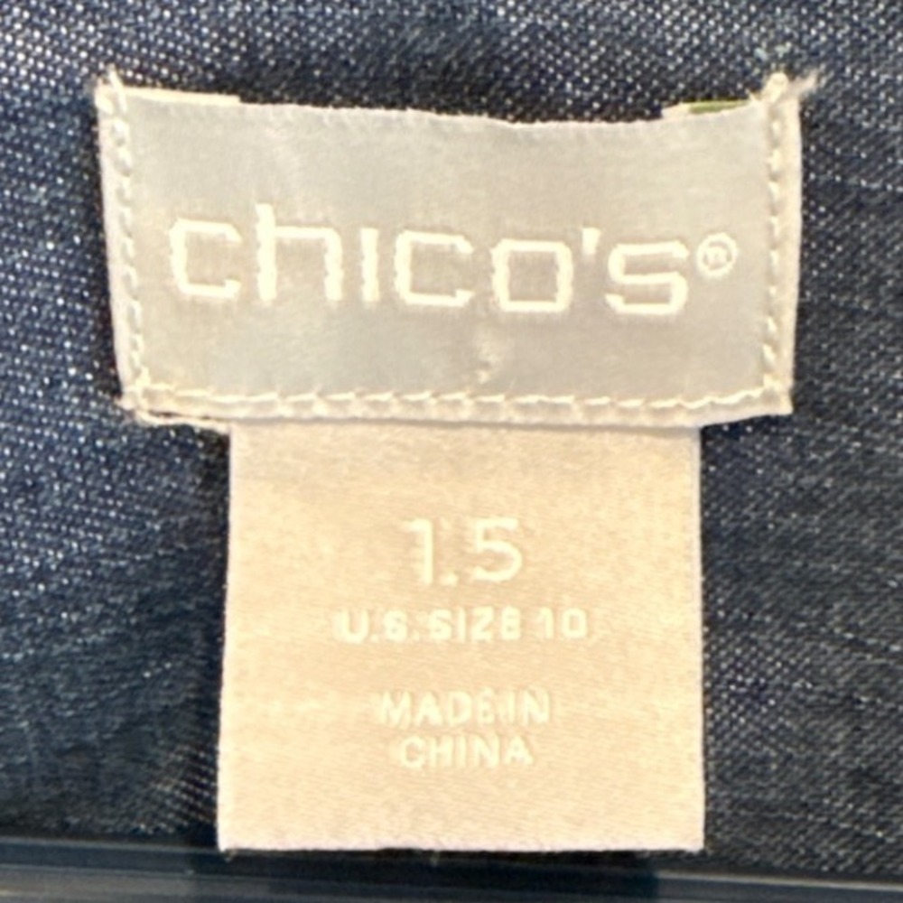 Chico's Women's Denim Chambray Tunic Top Dress Button Down Pockets Blue Size 10 - Picture 3 of 4